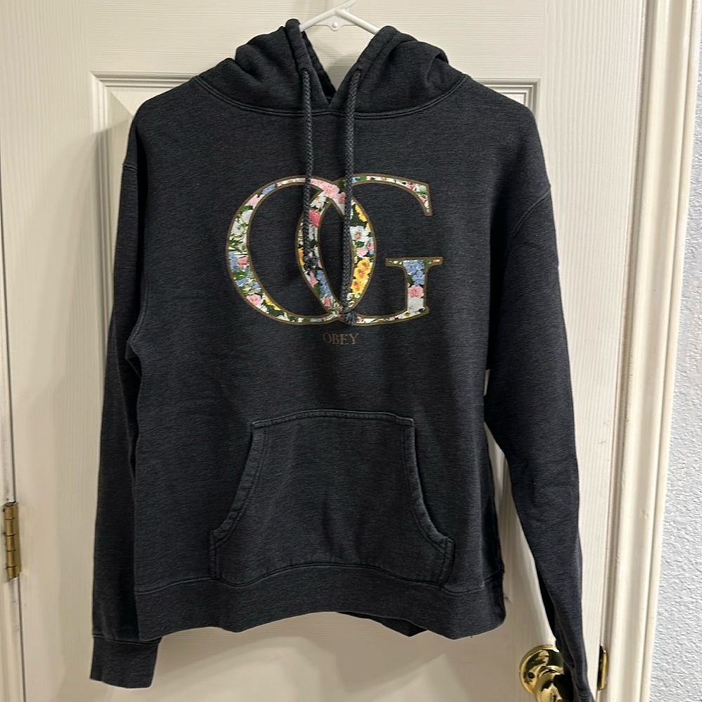 Women’s obey hoodie